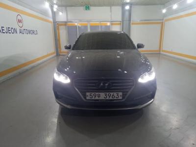 2019 Hyundai Grandeur