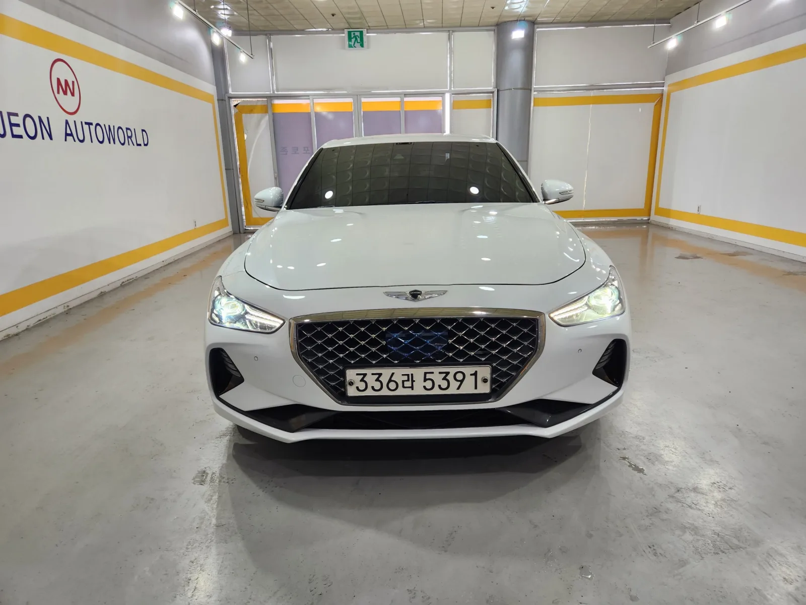 2020 Genesis G70