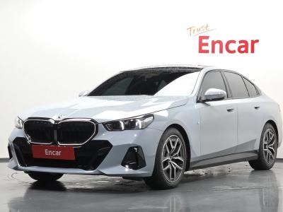 2025 BMW 5-Series