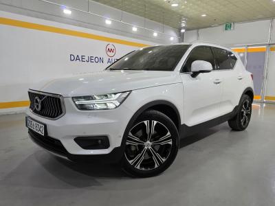 2020 Volvo XC40