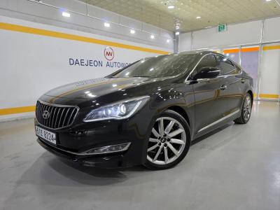 2015 Hyundai Aslan