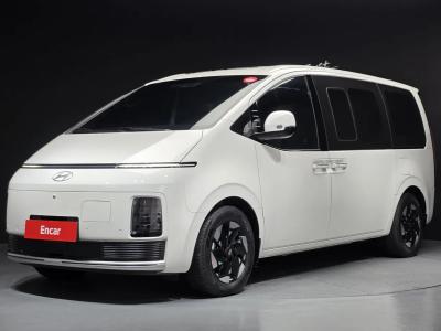 2027 Hyundai Staria