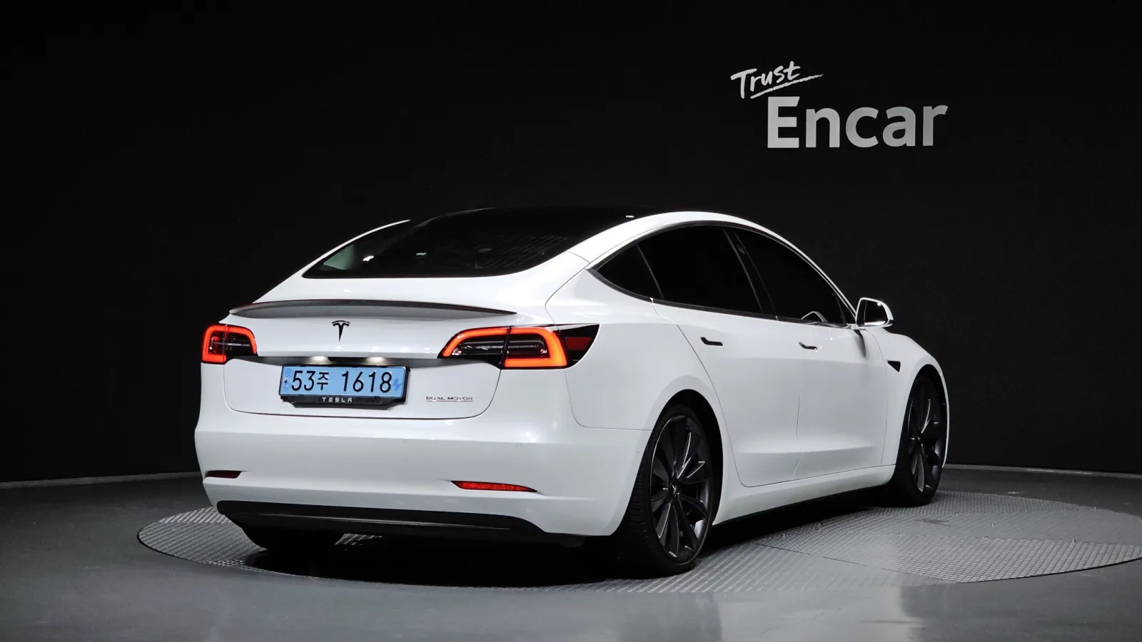 2020 Tesla Model 3
