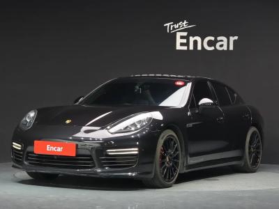 2014 Porsche Panamera