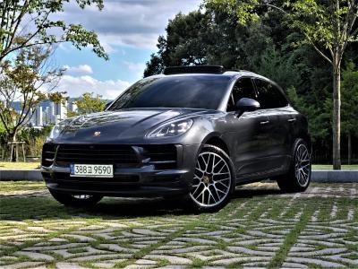2021 Porsche Macan