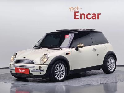 2004 MINI Cooper
