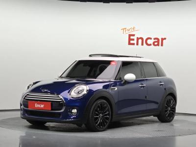 2015 MINI Cooper