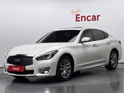 2019 Infiniti Q70