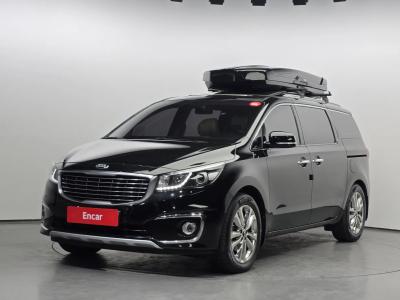2015 Kia Carnival