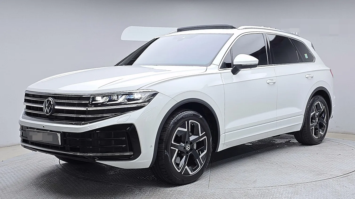 2026 Volkswagen Touareg