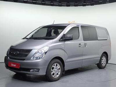 2016 Hyundai Starex