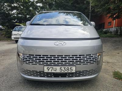 2022 Hyundai Staria
