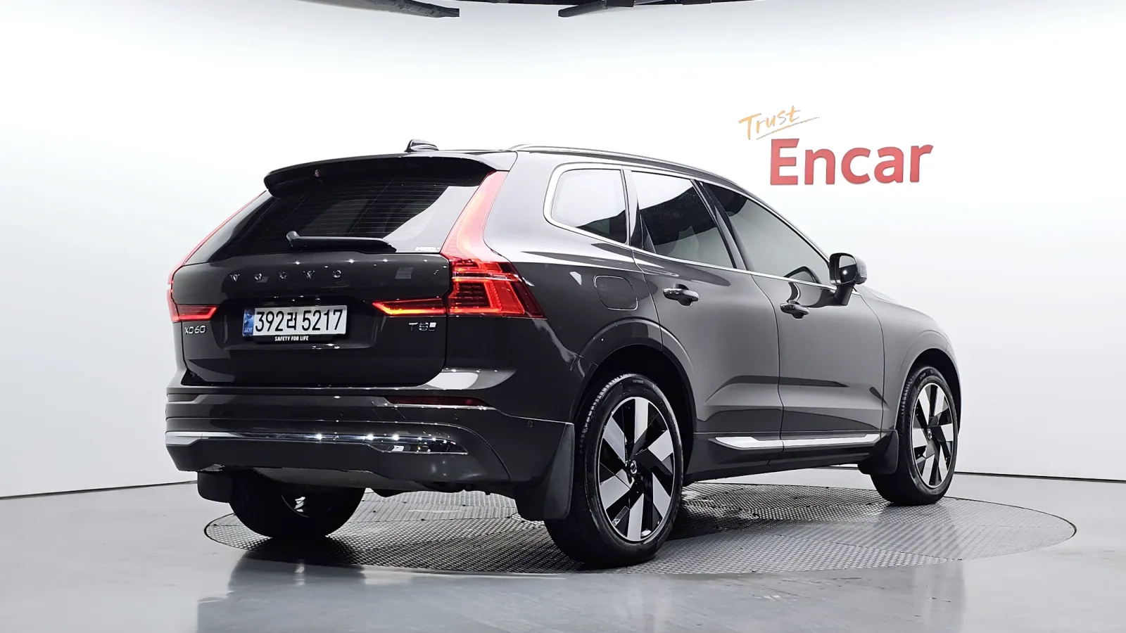 2025 Volvo XC60