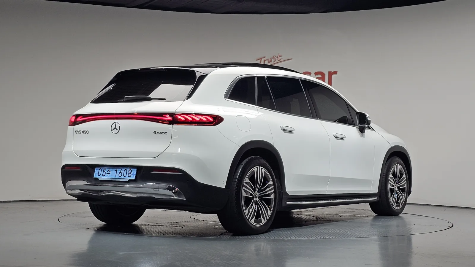 2025 Mercedes-Benz EQS