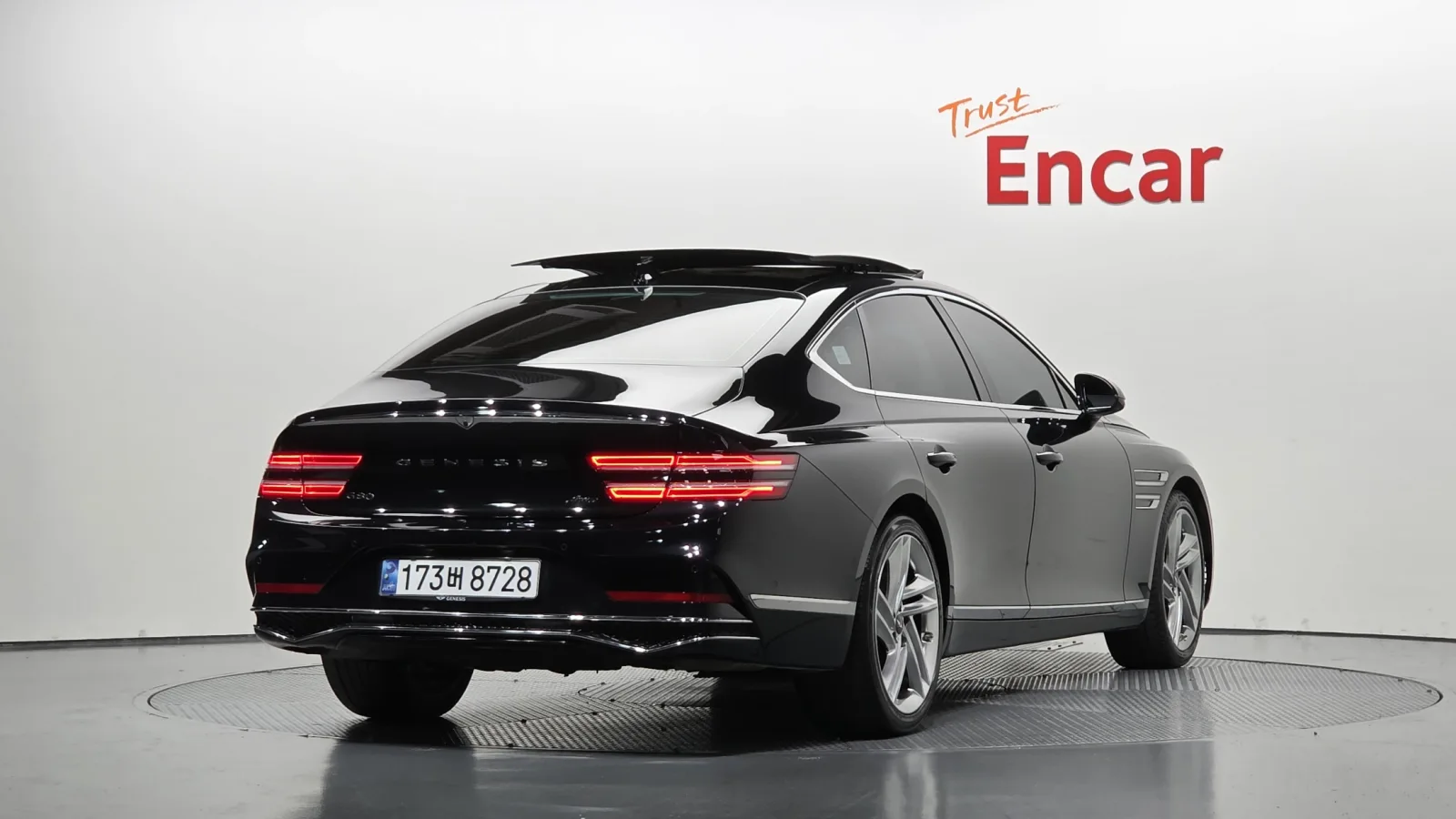 2025 Genesis G80