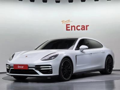 2021 Porsche Panamera