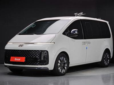 2024 Hyundai Staria