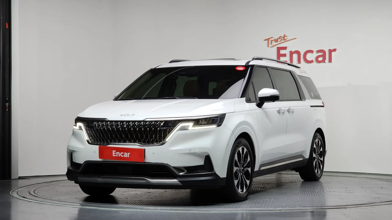 2023 Kia Carnival