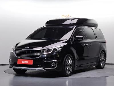 2015 Kia Carnival