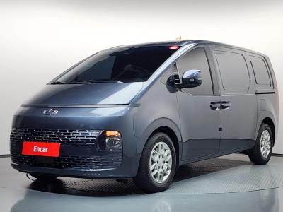 2024 Hyundai Staria