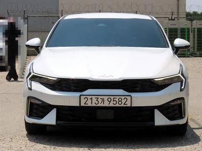 Kia K5 2025