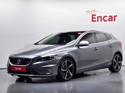 2016 Volvo V40