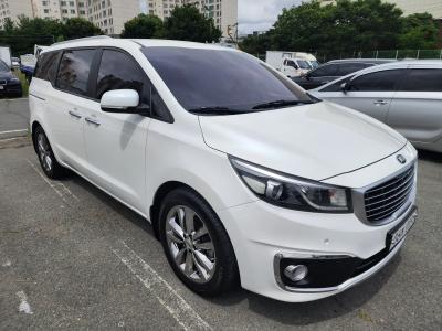 2016 Kia Carnival