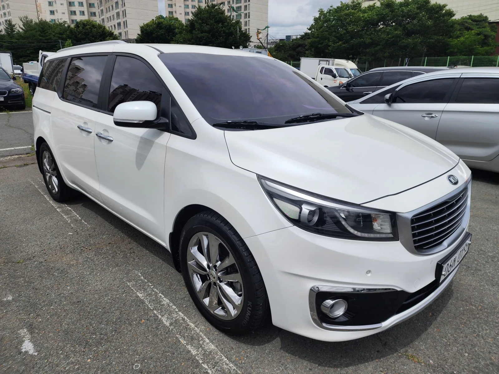 2016 Kia Carnival