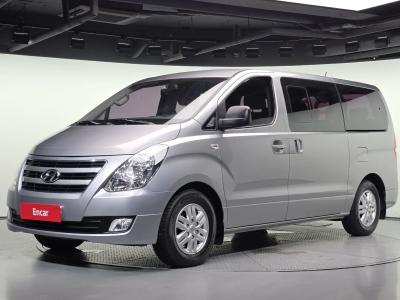 2017 Hyundai Starex