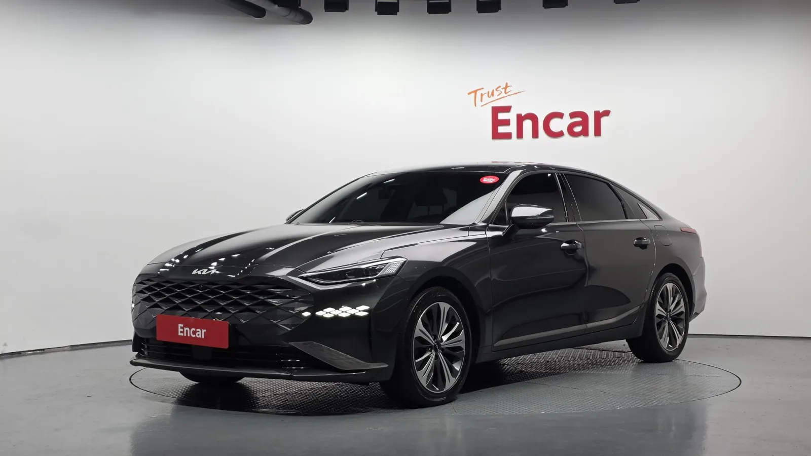 2022 Kia K8