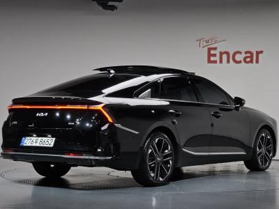 2025 Kia K8