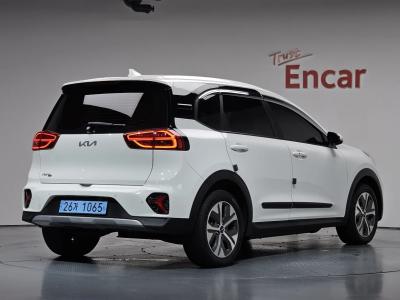2023 Kia Niro