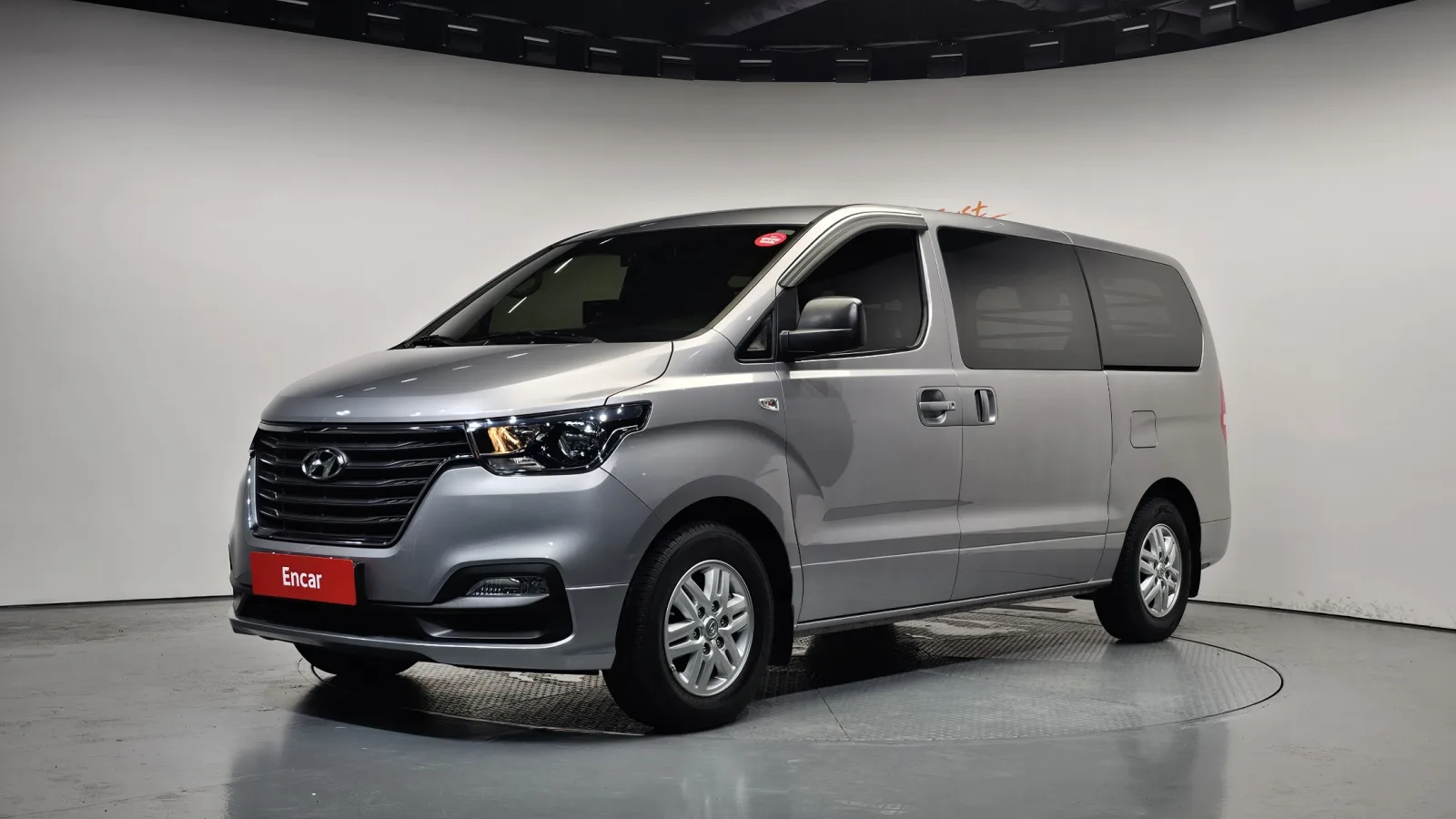 2021 Hyundai Starex