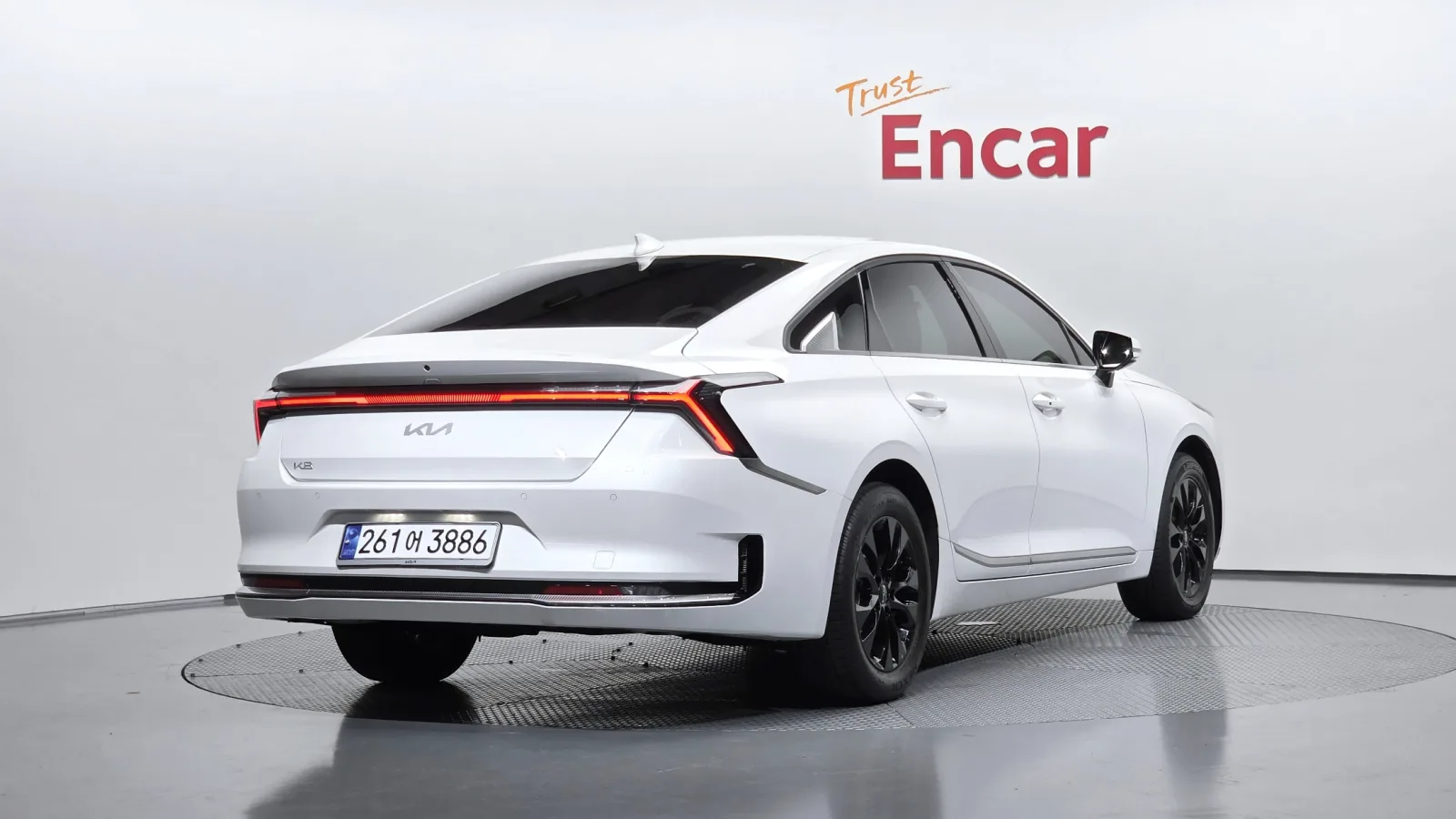 2025 Kia K8