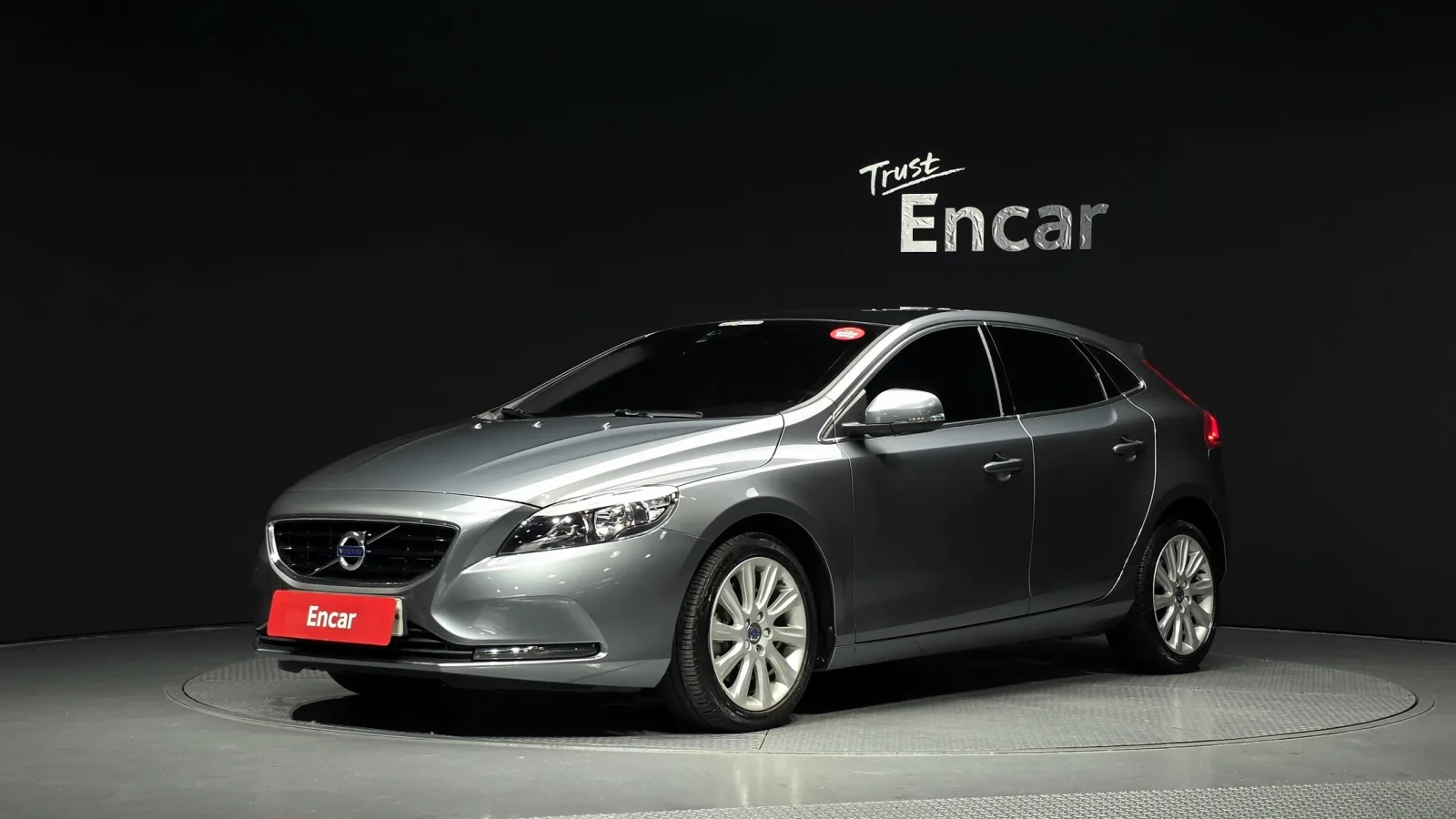 2016 Volvo V40