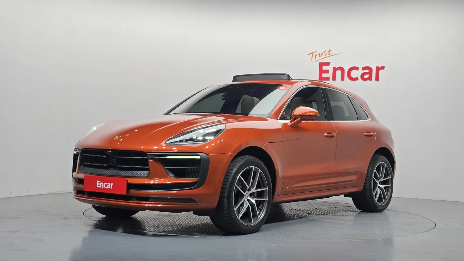 2023 Porsche Macan