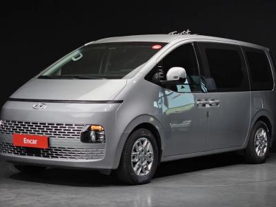 2023 Hyundai Staria