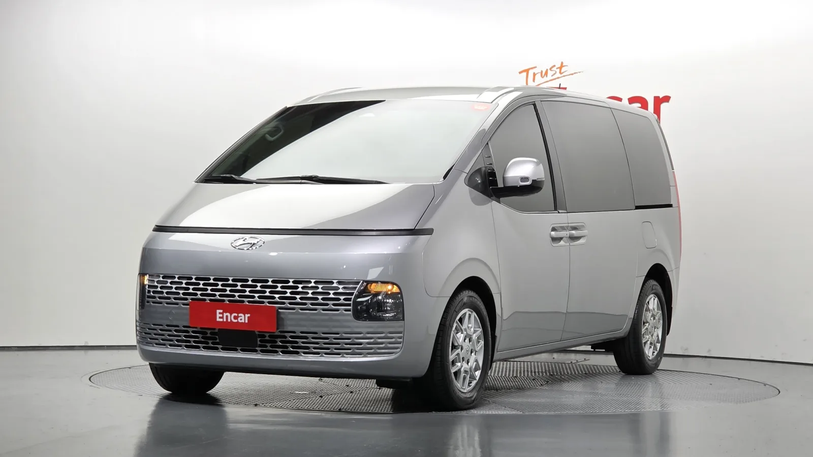 2022 Hyundai Staria
