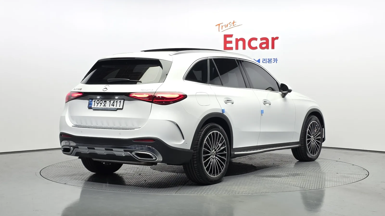 2024 Mercedes-Benz GLC-Class