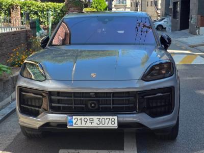 2025 Porsche Cayenne