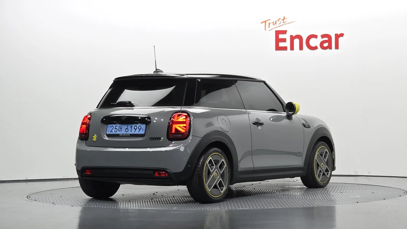 2022 MINI Cooper