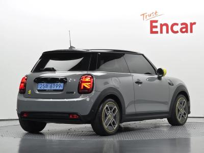 2022 MINI Cooper