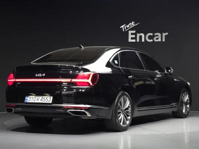 2022 Kia K9