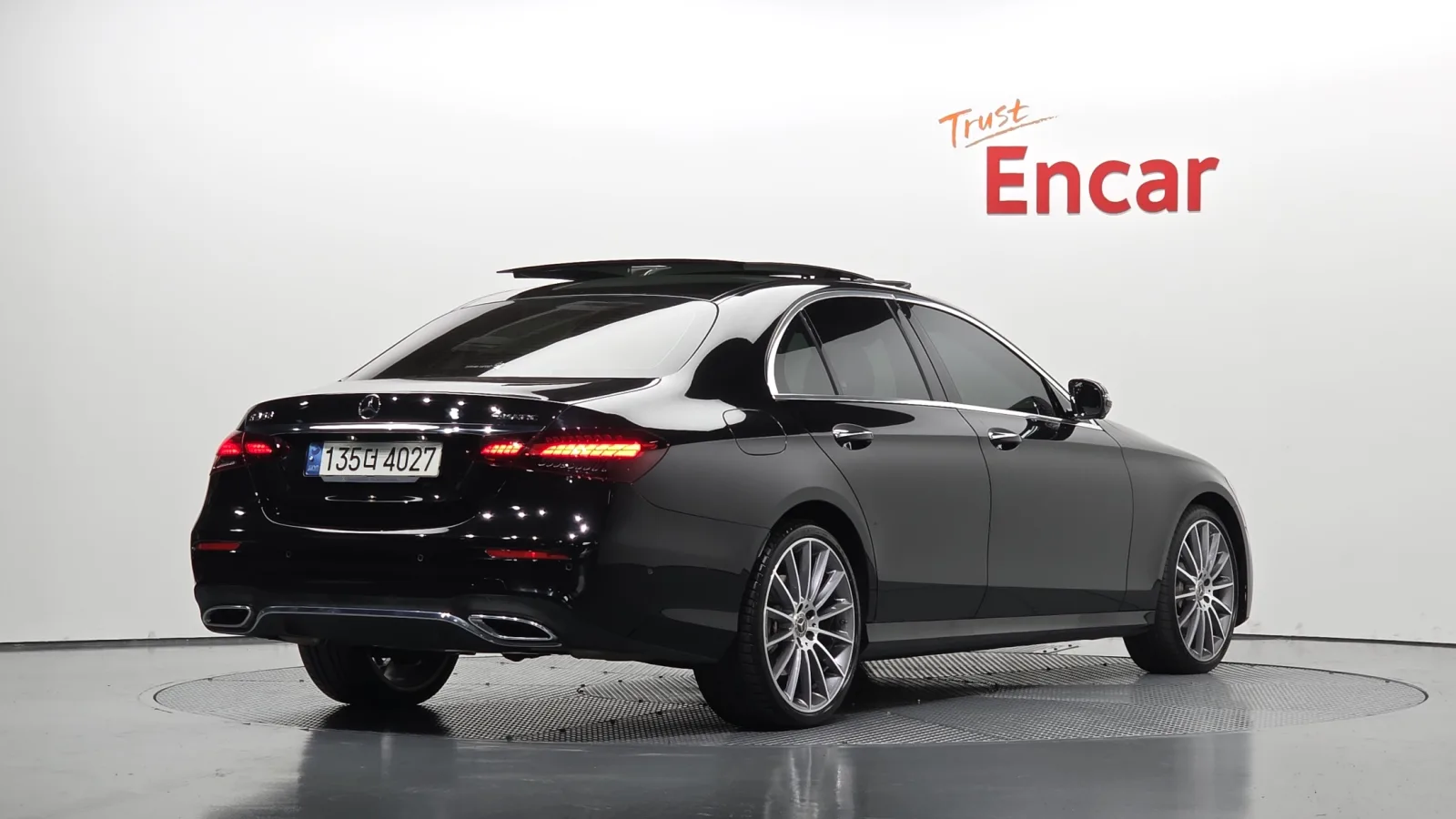 2022 Mercedes-Benz E-Class