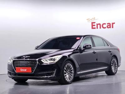 2018 Genesis EQ900