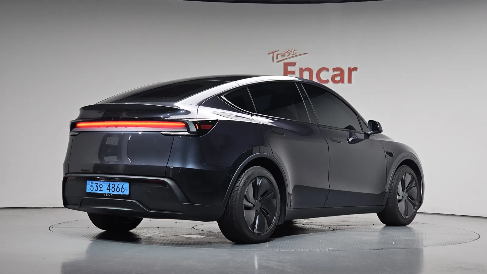 2026 Tesla Model Y