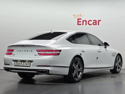 2022 Genesis G80