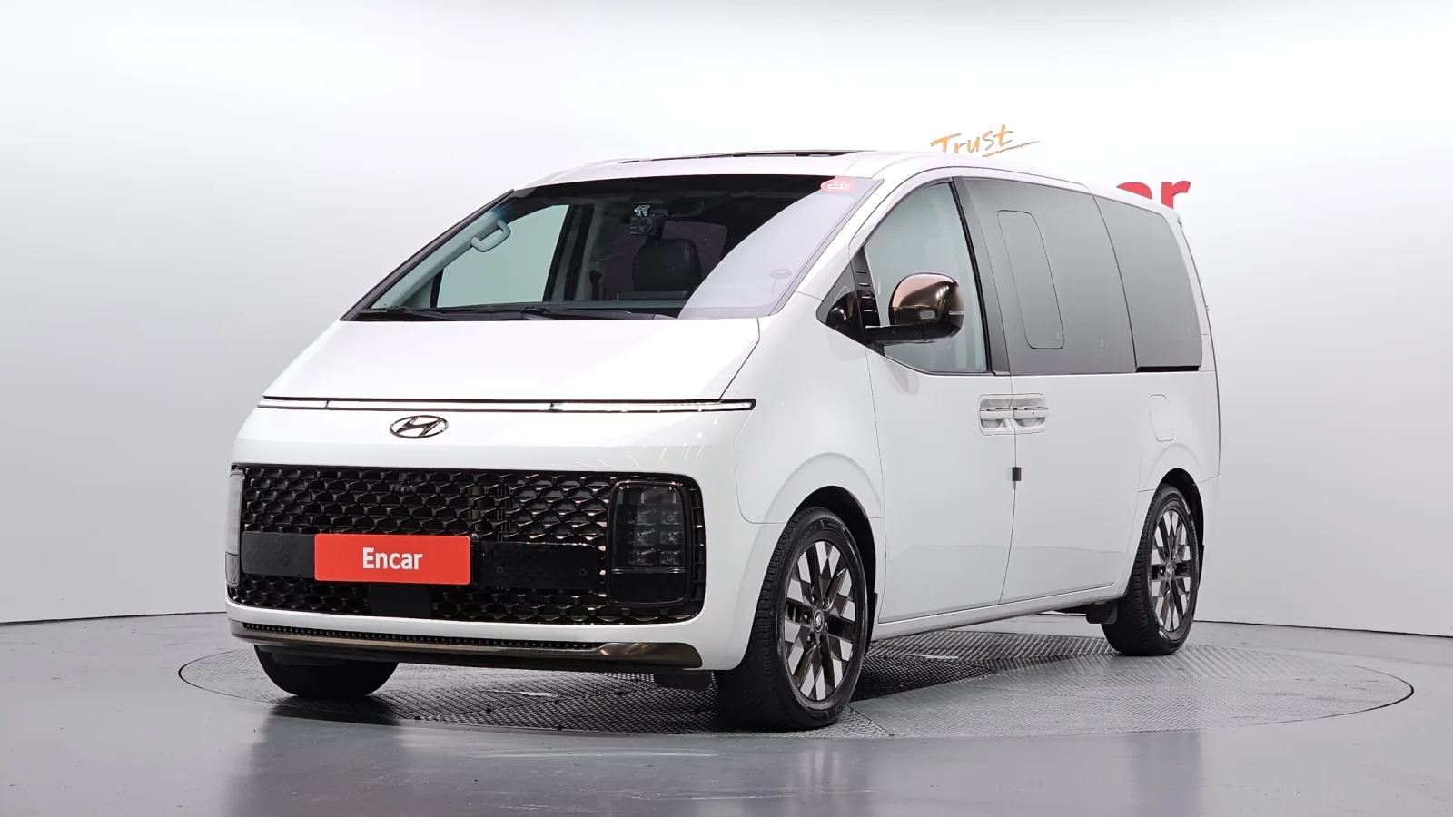 2023 Hyundai Staria