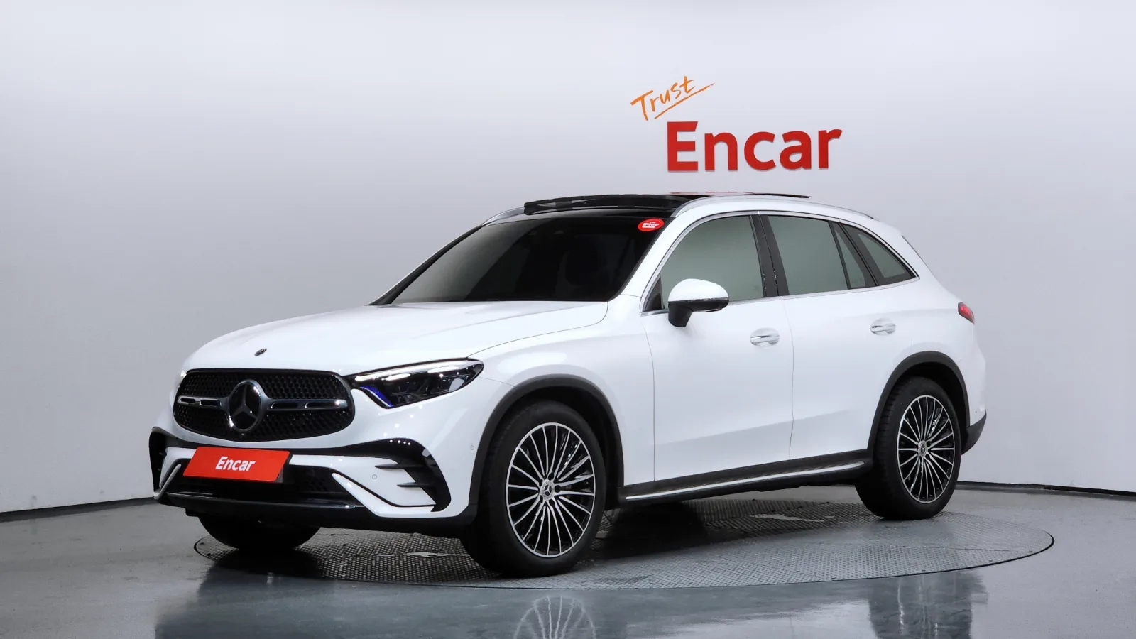 2025 Mercedes-Benz GLC-Class