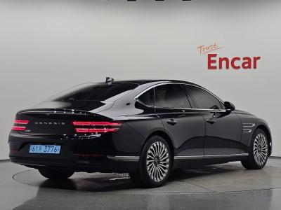 2023 Genesis G80